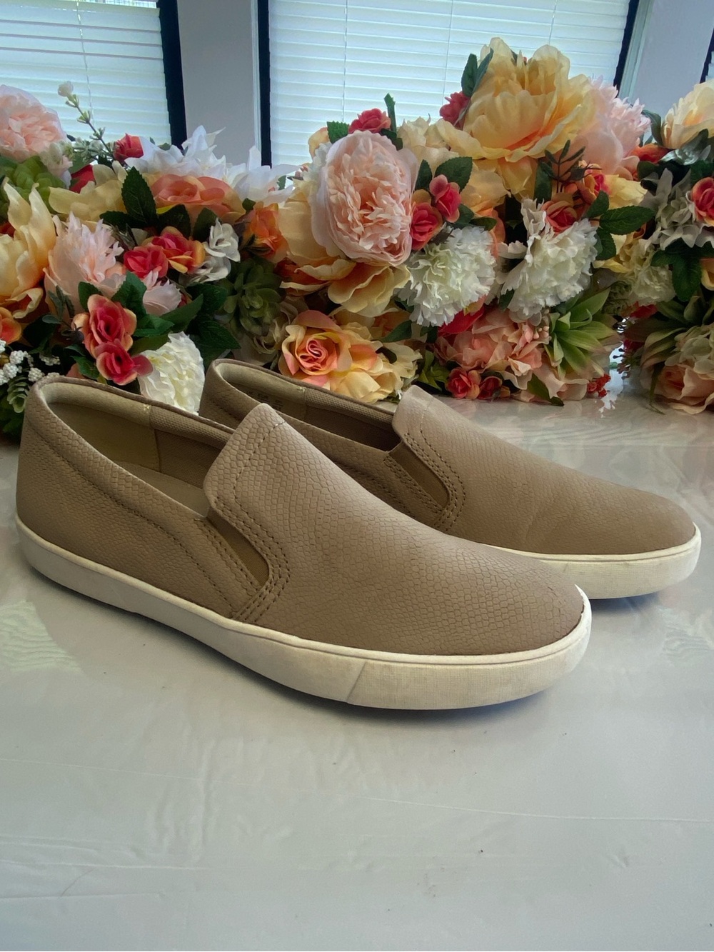 Naturalizer Marianne Leather Slip-On Sneakers Taupe 8.5W Comfort Casual
